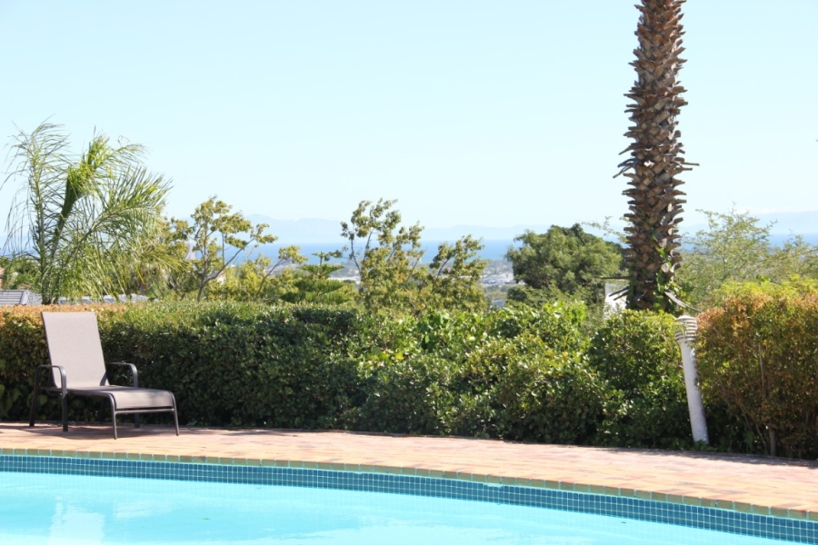 To Let 2 Bedroom Property for Rent in Rome Glen Western Cape